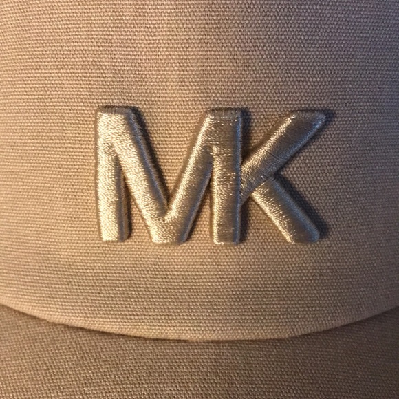 MICHAEL KORS Baseball Hat tan MK Logo Baseball Cap Tan Embroidered Logo - Picture 3 of 8